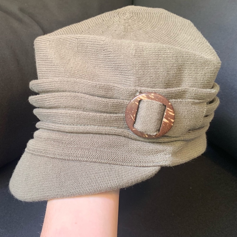 Parkhurst green knit hat with bill